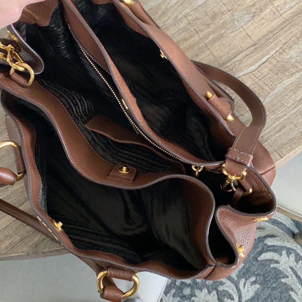 SOLD Prada Vit. Daino bag - Picture 3 of 16